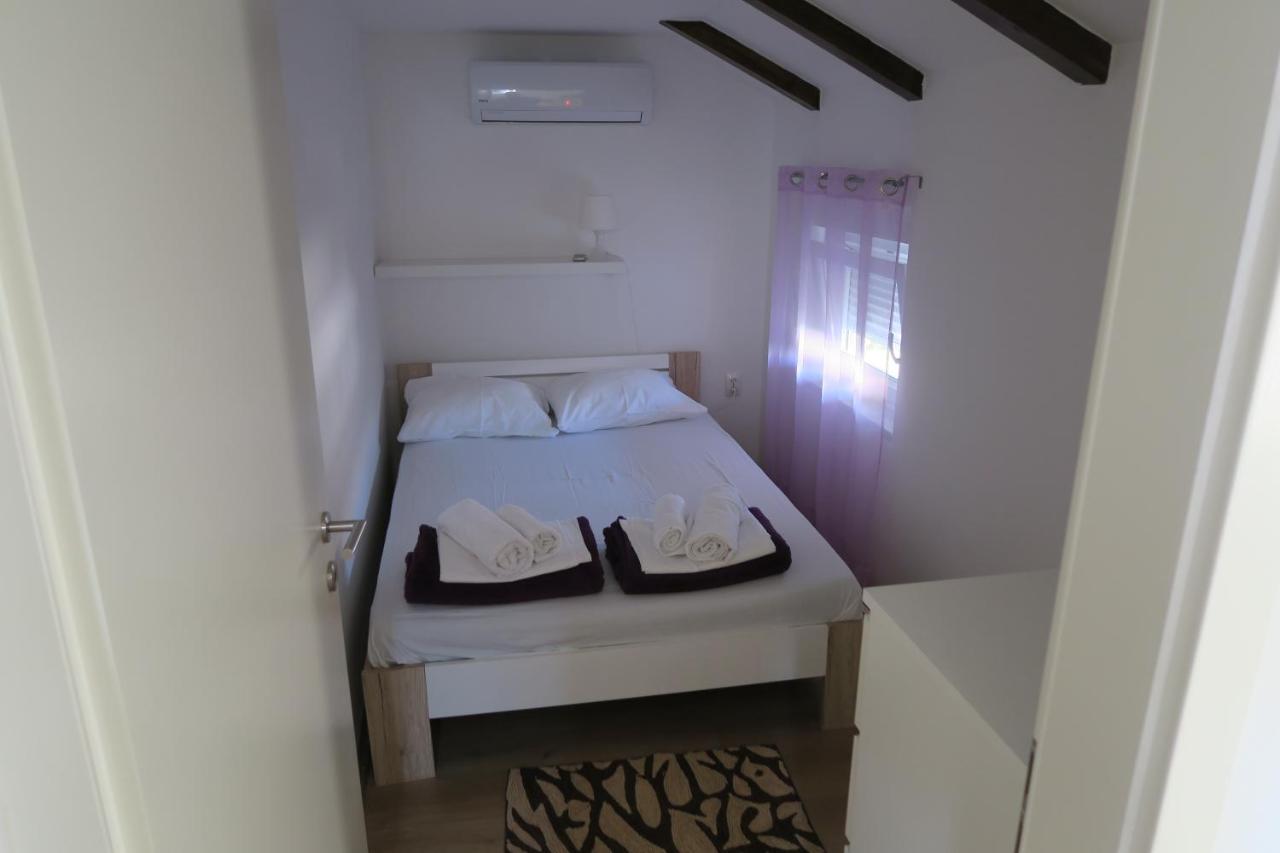 Holiday home Ljubicic
