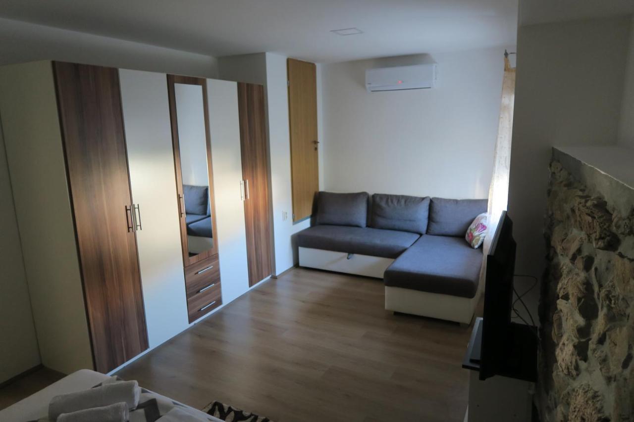 Ljubicic Holiday home *